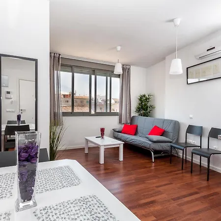 Feelathome Merced Apartment